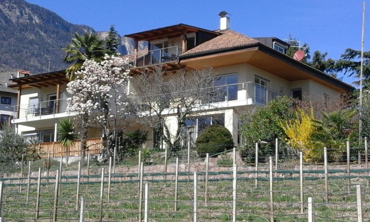 Ferienwohnungen St. Michael Appiano Sulla Strada Del Vino Bagian luar foto